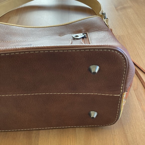 Montana West Purse Bag Brown Aztec Southwest Embossed Rivets Great Condition - Picture 10 of 16